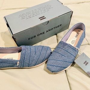 Toms Shoes Classic Vintage Blue Large Herringbone Woven